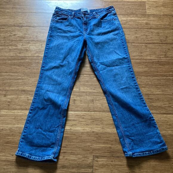 Levi Mid Rise Bootcut Jeans, Size 12 - Picture 2 of 7